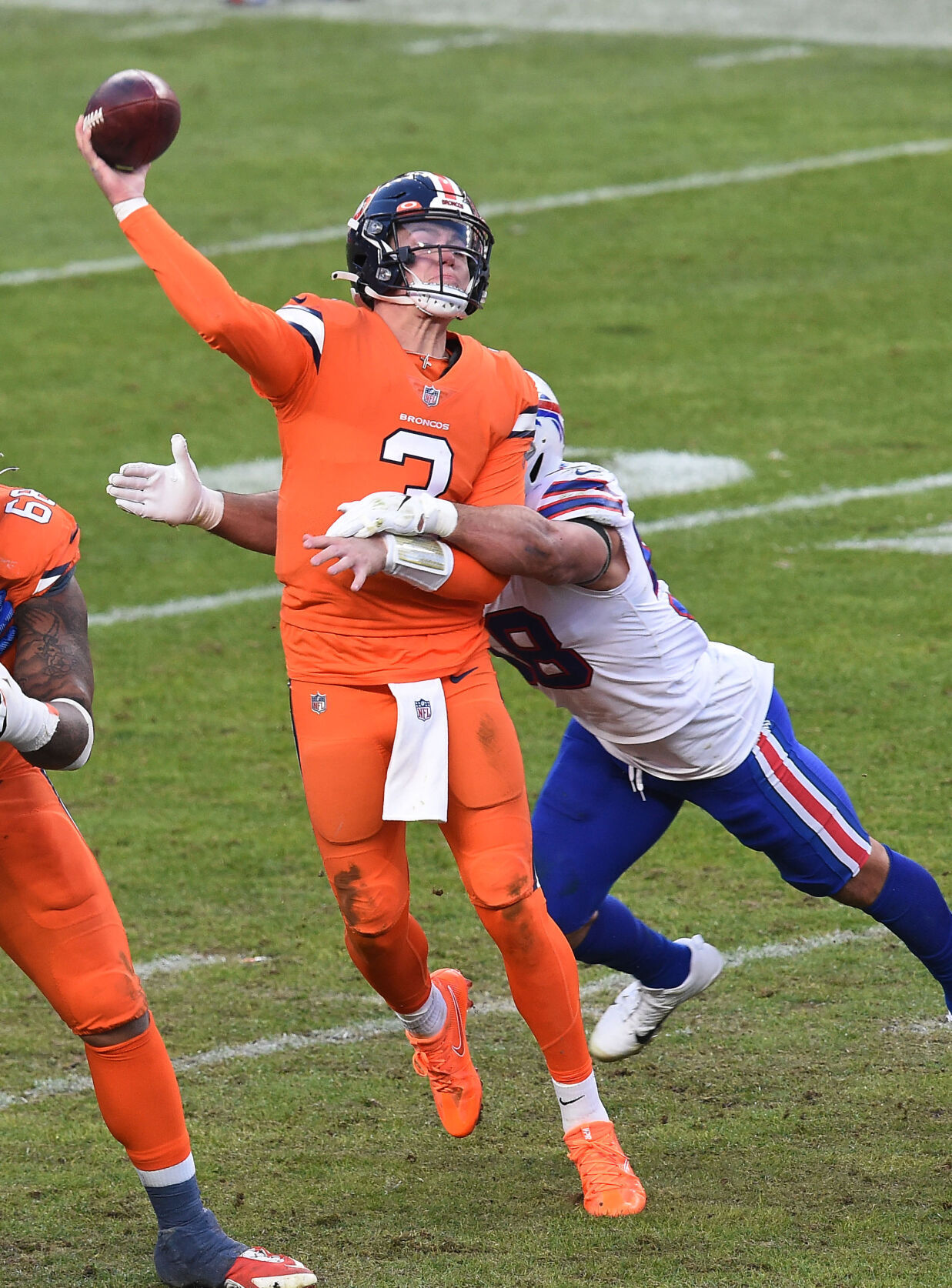 122020-s-broncos 1405.jpg